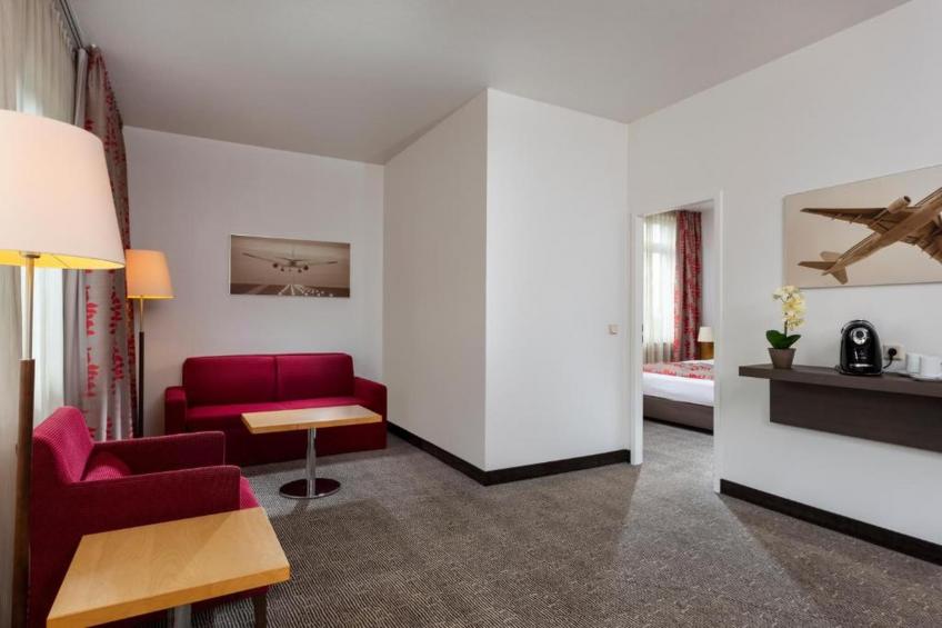 Sunday Hotel Frankfurt Airport One-bedroom suite - foto 14