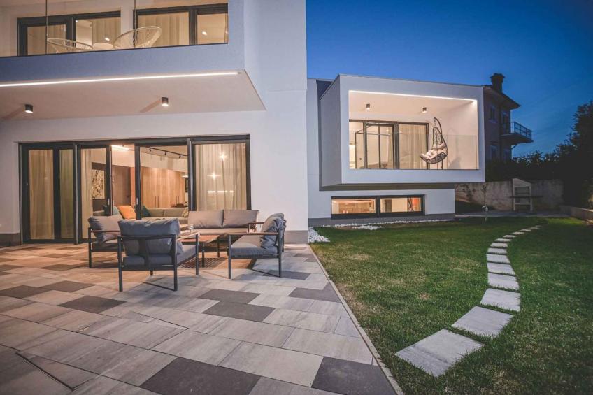 Villa met airco en buitenzwembad - BF-9K58Z - foto 8
