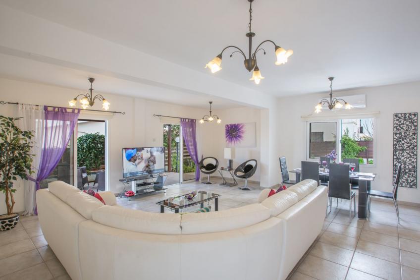 Geräumige Villa mit 3 Schlafzimmern und Pool in Protaras - foto 6
