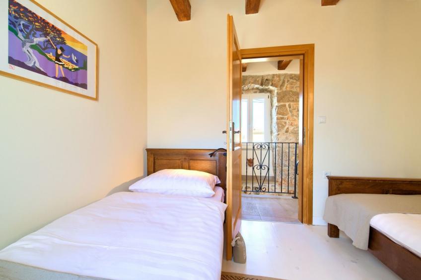 Steinvilla Margaret mit Pool und besonderem Flair - foto 32