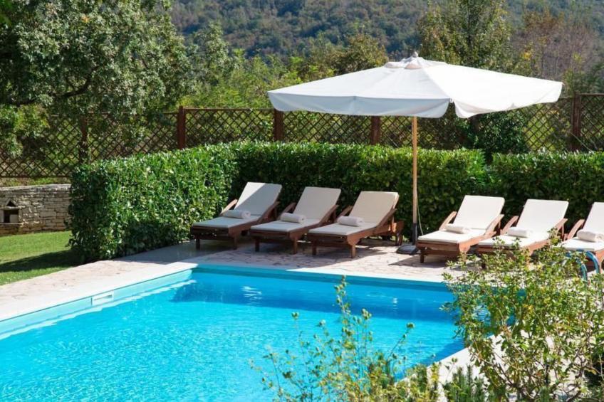 Luxusvilla mit Garten und Pool sowie herrlicher Aussicht - foto 38