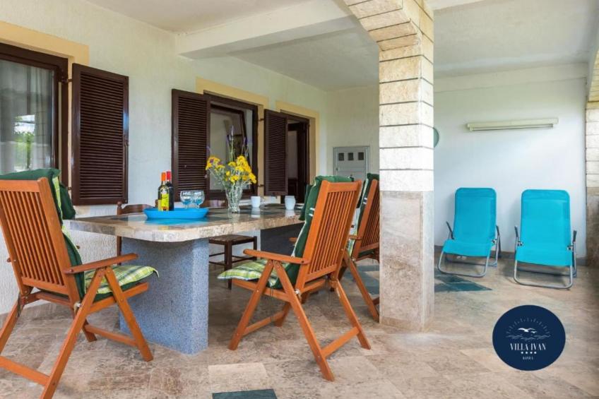 Villa Ivan apartment with terrace and sea view A3 - foto 14