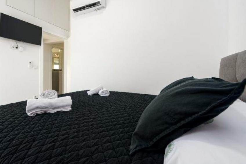 Villa Miranda with pool - foto 22