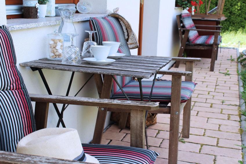 Rustic Refuge Glamping with Hot-Tub and Sauna - Two Bedroom Apartment with Terrace - foto 18