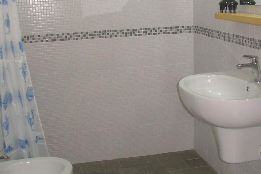 Helle Kellerwohnung - foto 12