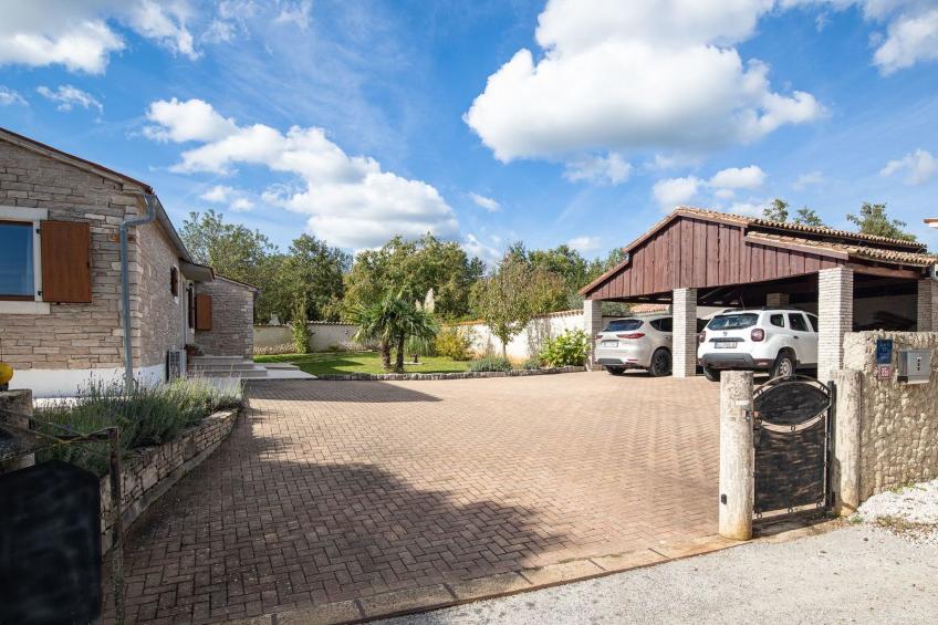 Haus in Bertoši mit privatem Pool - foto 48