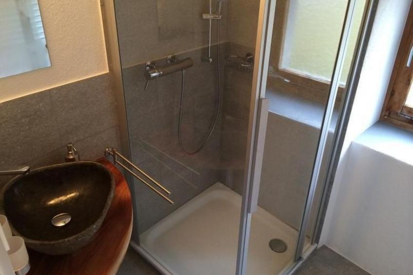 Maiensäss 5.5 Zi sonnig und rustikal - foto 10