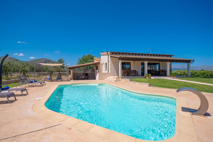 VILLA COIRA