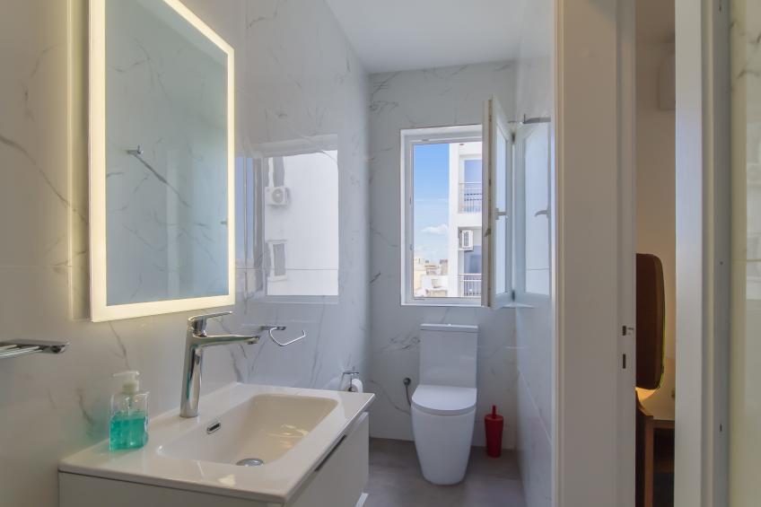 Sunny penthouse modern 2 bdr - Sliema - foto 19