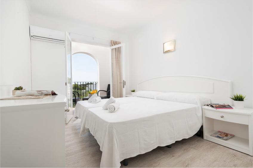 Hostal Talamanca Hab. Db Balcon - foto 2
