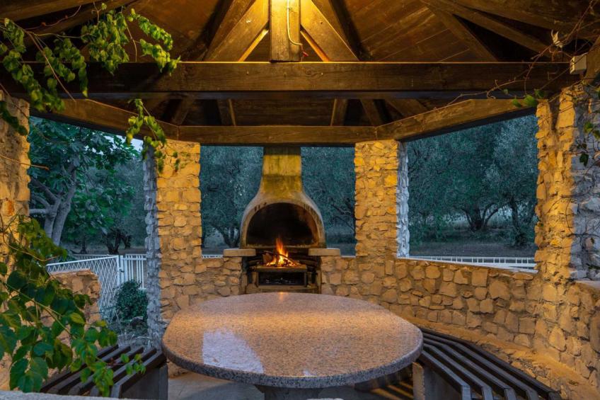Charming Villa Rea, 8+2 with heated pool - foto 58