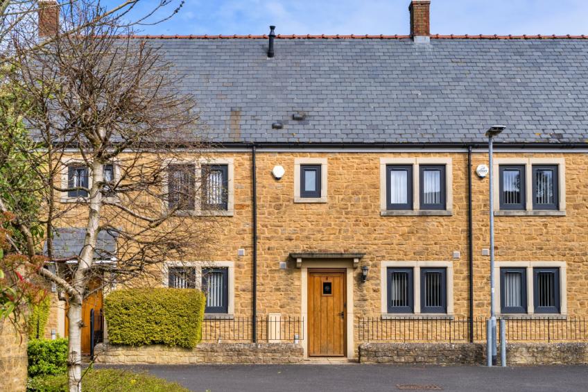 Hollies Cottage, Willow (2 bed)