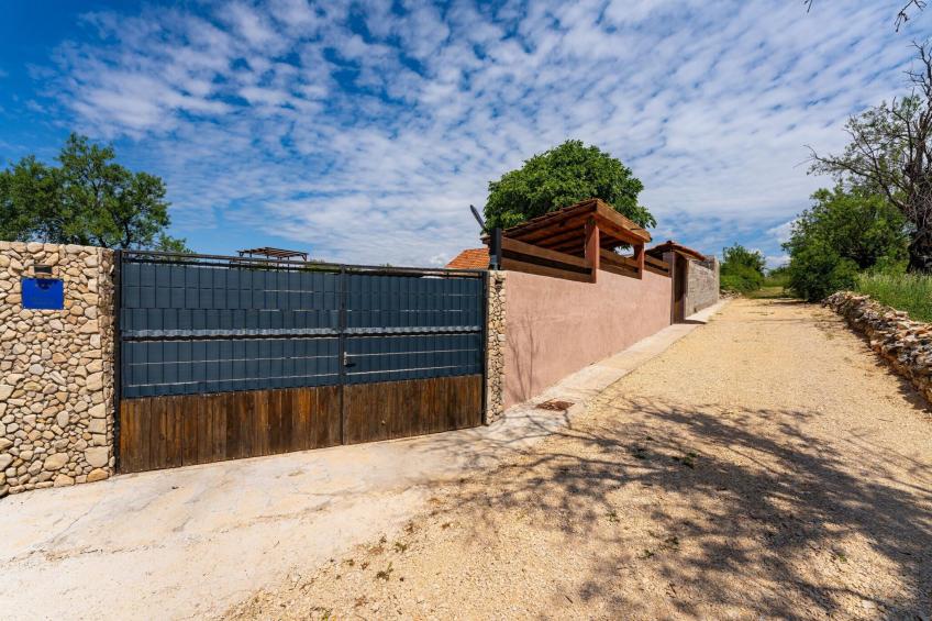 Holiday home Burgija - foto 11