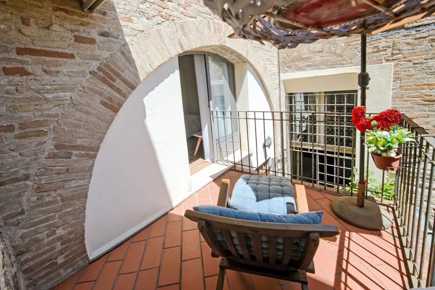Dimora storica del 1400 con balcone - foto 19