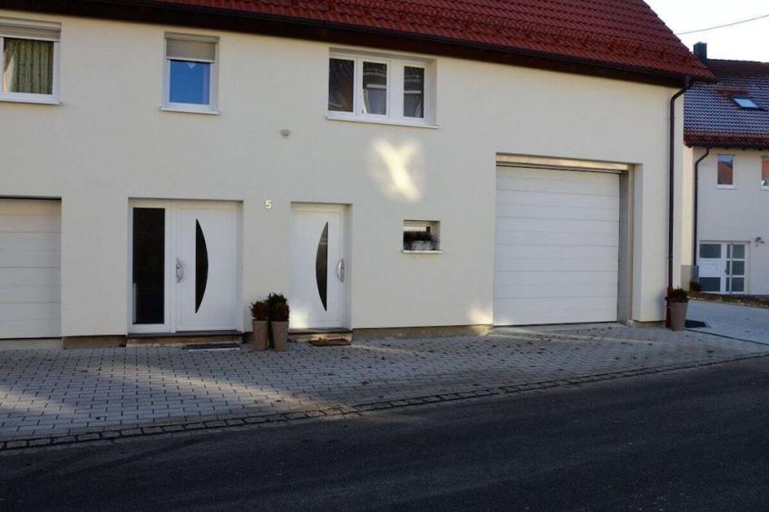106088