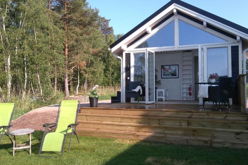 Holzhaus mit Terrasse, direkt an einer Bucht - foto 5