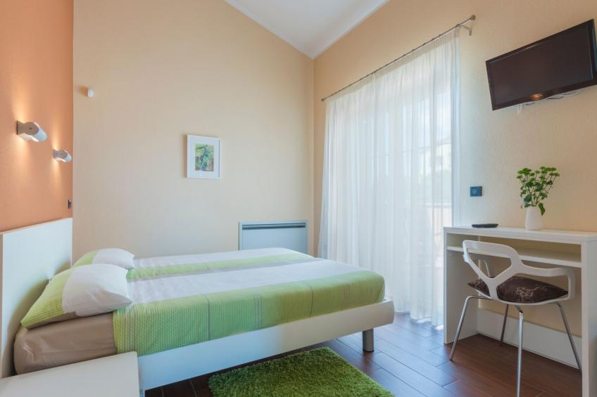 in Pomer mit privatem beheizten Pool und Meerblick - foto 8