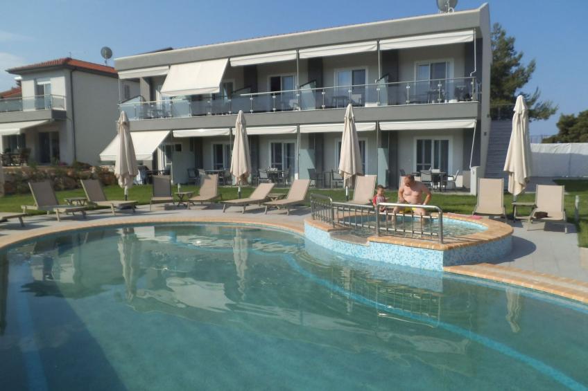 Finikas Garden Nikit - foto 33