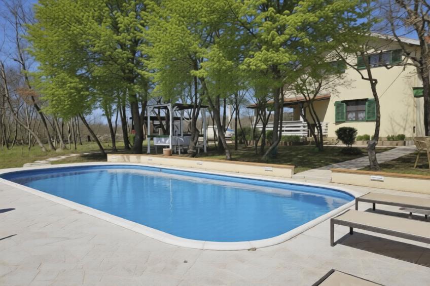 Country pleasures cottage