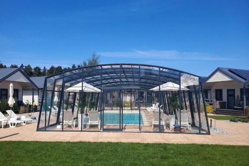 Domki wakacyjne przy stawie LAWENDOWO Jarosławiec - foto 12