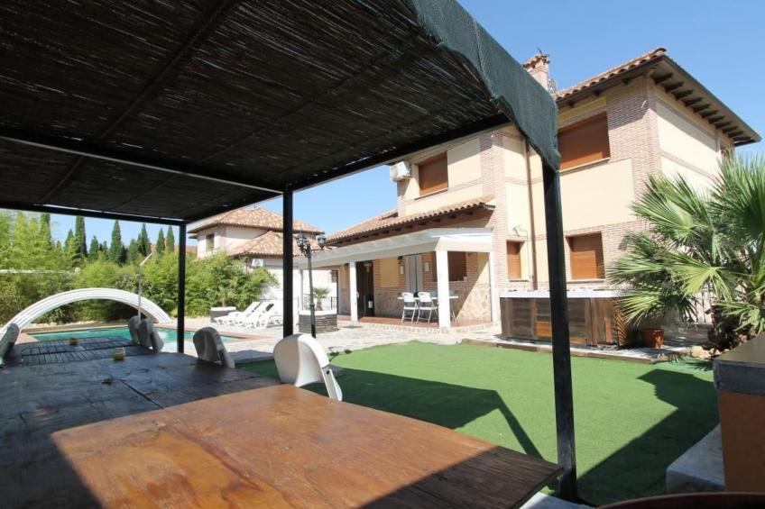 in Seseña mit großem Garten - foto 51