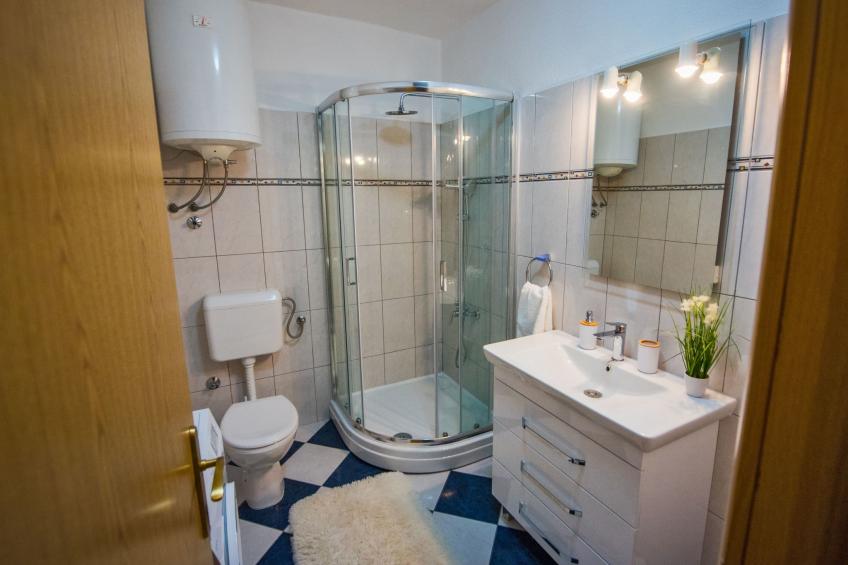 Haus in Grubine mit Außenpool - foto 41