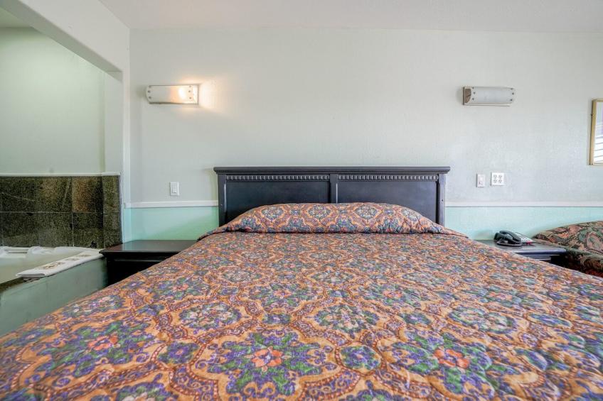 King Bed Smoking - foto 11