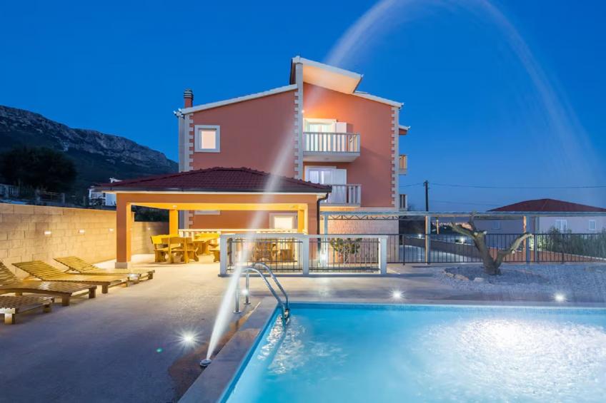 Villa Ana with Outdoor Pool, Sauna and Hot-Tub - Six Bedroom Villa with Outdoor Pool, Sauna and Hot-Tub - foto 39