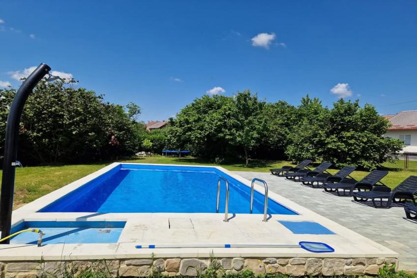 Holiday Home Dugo Selo M&A - Five Bedroom Holiday Home with Terrace - foto 20