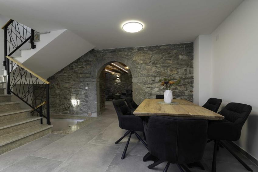 Luxury Krk Villa with Private Pool and Gardens - Three Bedroom Villa - foto 8