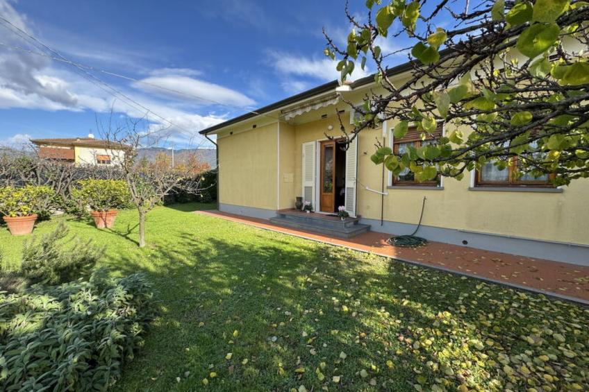 Villa Lory