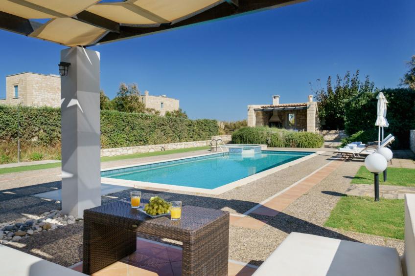 Villa aus Stein, privater Pool, BBQ 30m zum Strand - foto 12