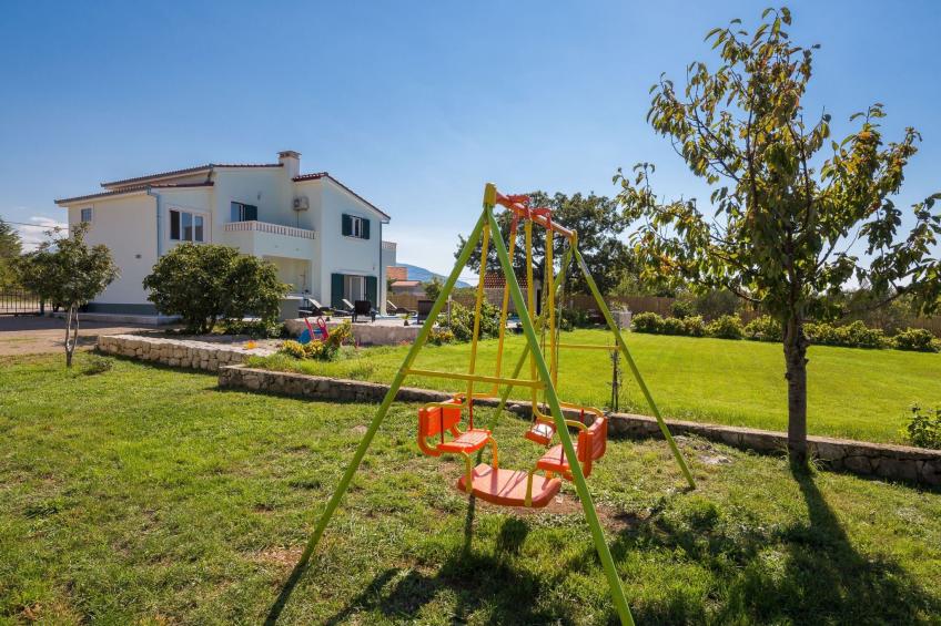 Ferienvilla mit Kamin am Waldrand - foto 35