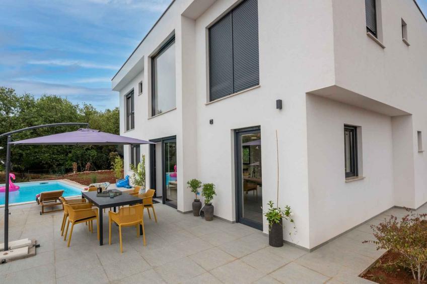 Villa mit Pool und Klimaanlage - BF-V2XHM - foto 2