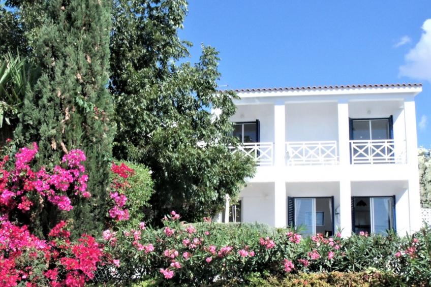 "Iptamena" mit Blick auf das Wasser - foto 2