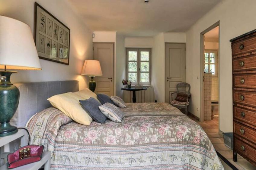 "le Mas Des Oliviers: Esprit Provençal Authentique" - foto 18