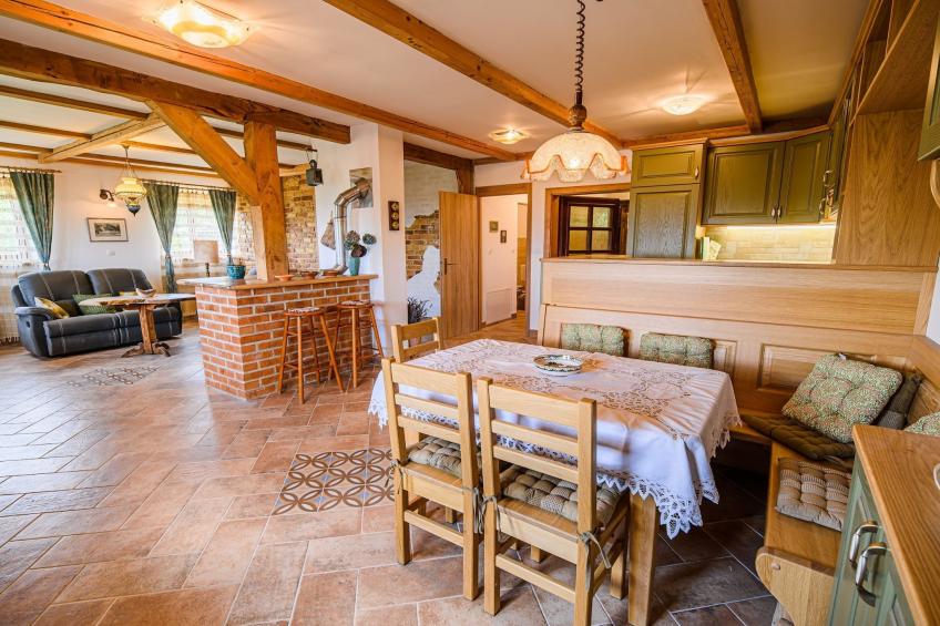 Hidden Authentic Haven Apartments - Two Bedroom Apartment with Balcony - foto 10