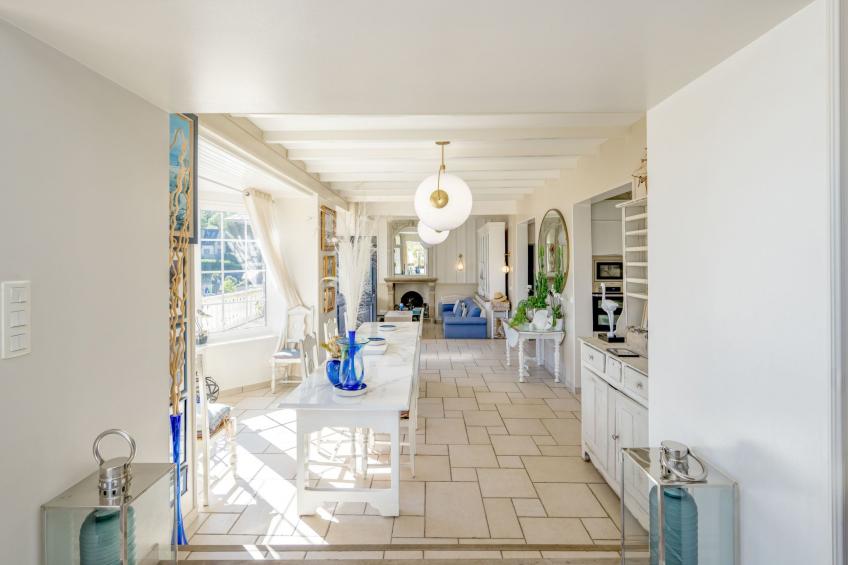 Villa "Ker House" mit Blick auf das Wasser - foto 12