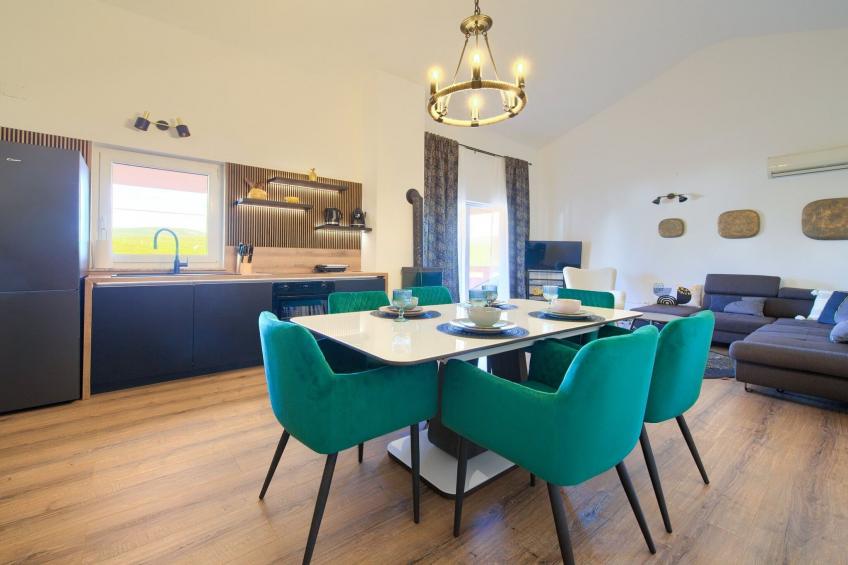 Elegant and Vibrant Apartment with Terrace and Sea View - Two Bedroom Apartment with Terrace and Sea View - foto 5