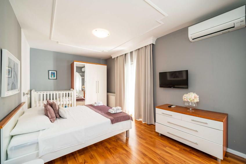 Holiday Home Trojković- Four Bedroom Holiday Home with Terrace and Swimming Pool - foto 45