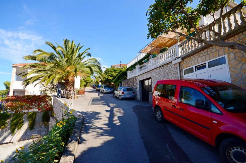 Ferienwohnung mit Klimaanlage, Terrasse und Meerblick in Jelsa - BF-T6D97