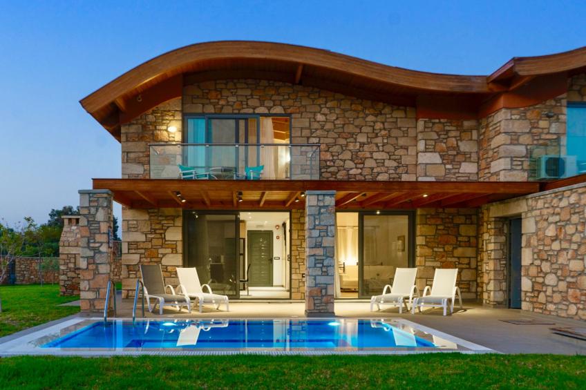 mit Garten, Grill und Terrasse