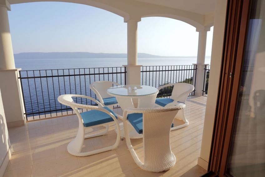 Wohnung "Zayml Povile" mit Blick auf das Wasser - foto 4