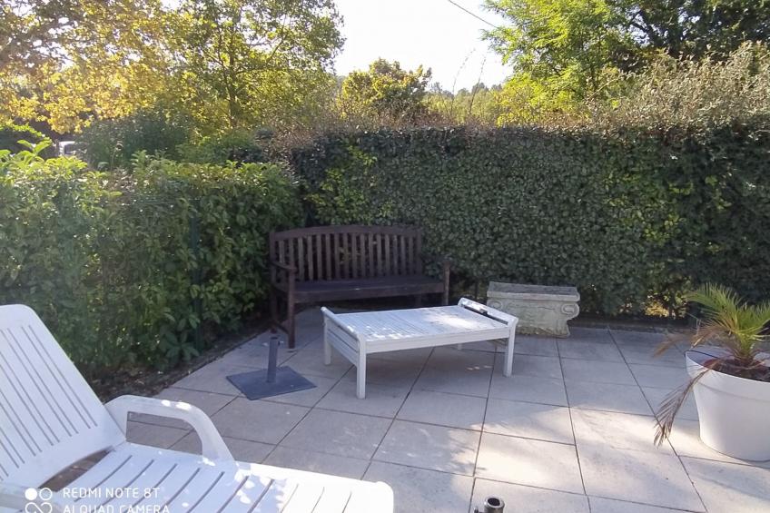 Schöne provenzalische Villa Les Carlets mit Pool - foto 24