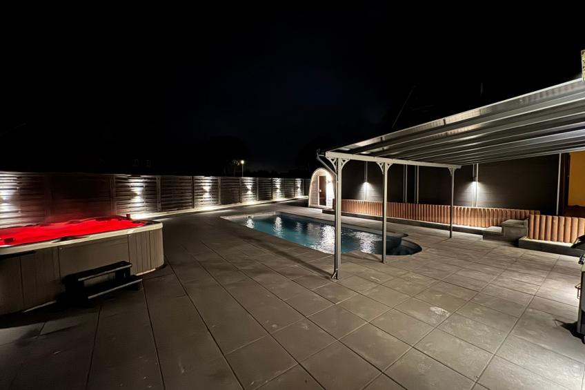 mit privat Hottub und Klima. - foto 25