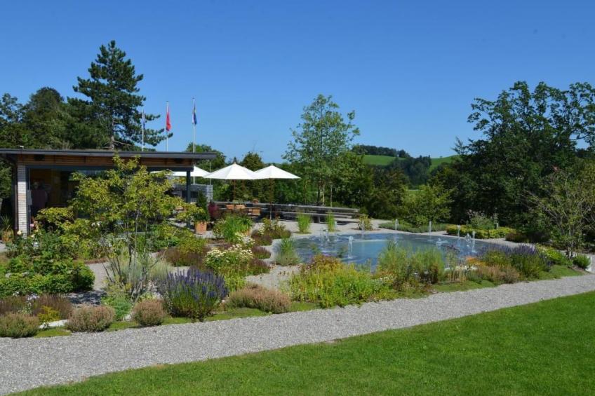 Sunnebad Sternenberg - foto 4