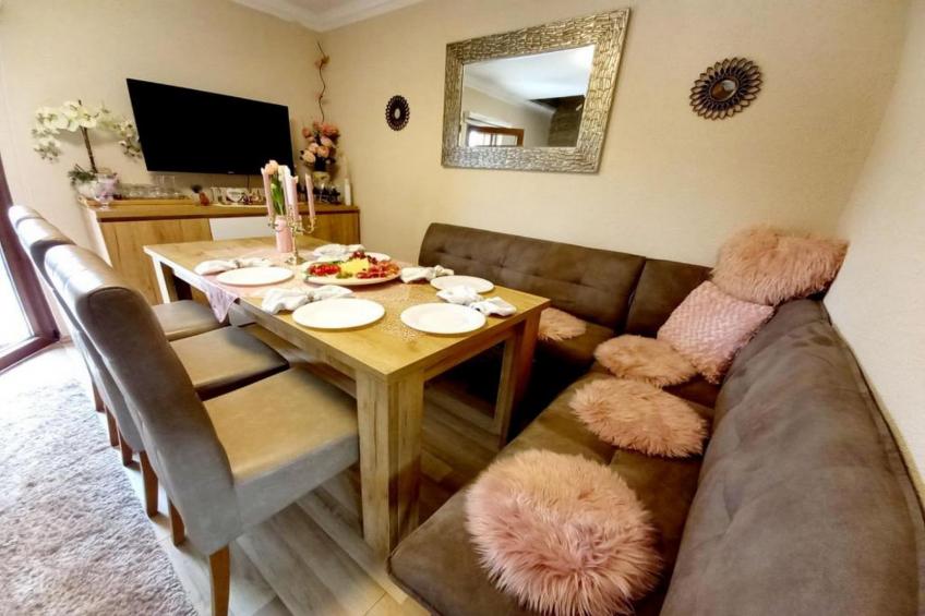 Matan House - Two Bedroom Holiday Home with Hot Tub - foto 7