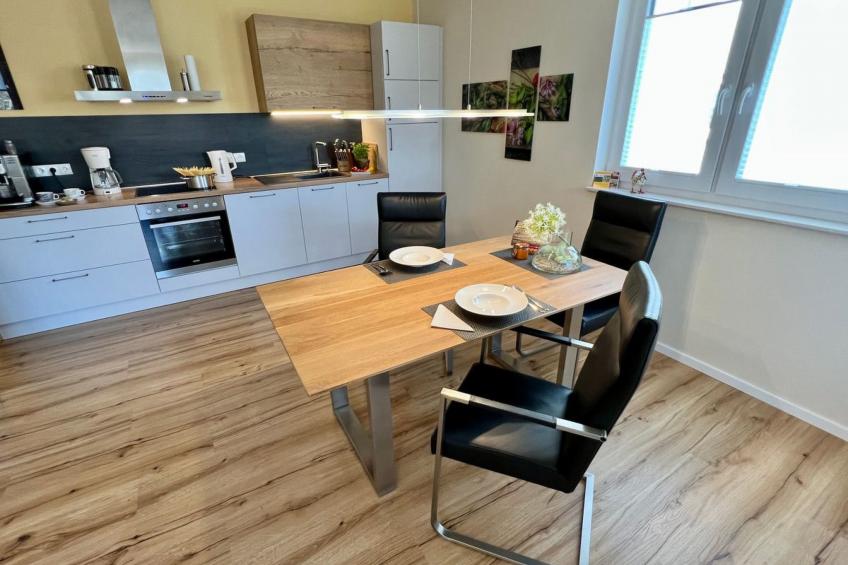 Moderne Wohnung mit Parkplatz und Rheinblick - foto 4