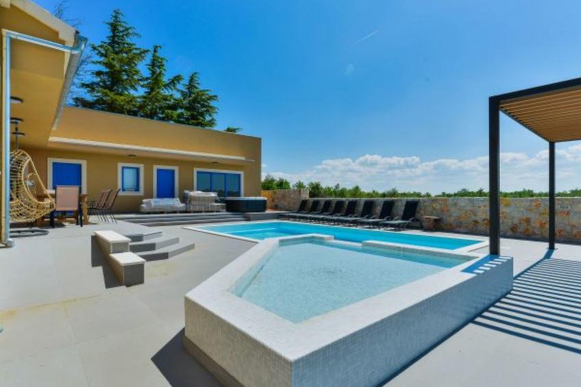 Villa RE with heated pool and spa - foto 40