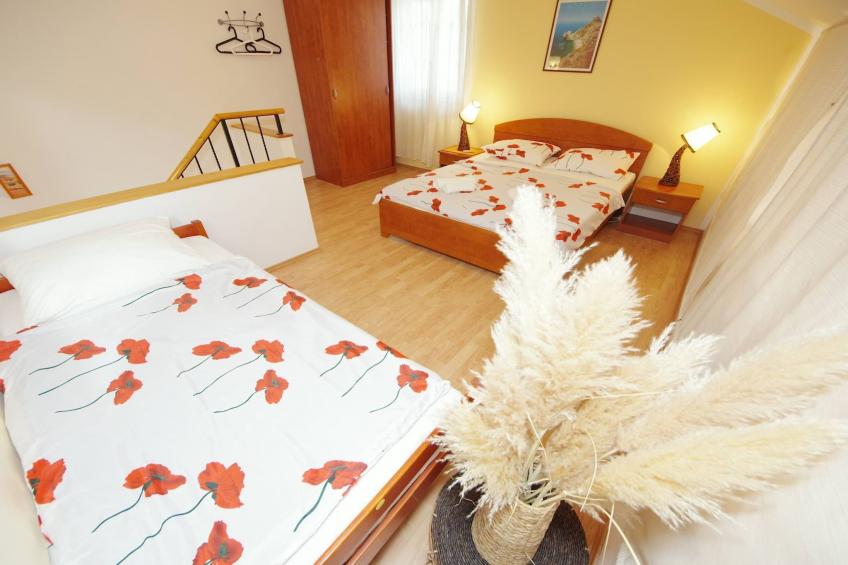 Seafront Apartments Deveron - Studio Apartment with Balcony and Sea View (Jelsa) - foto 8